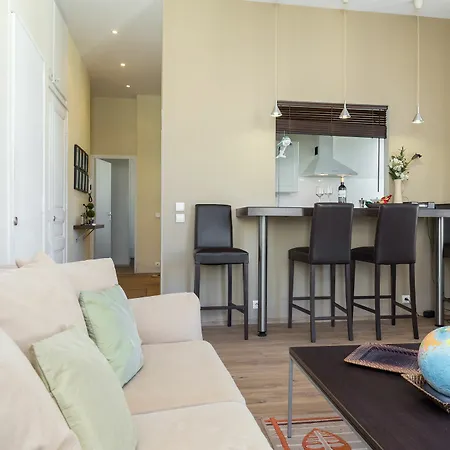 Le Cerf Apartment *